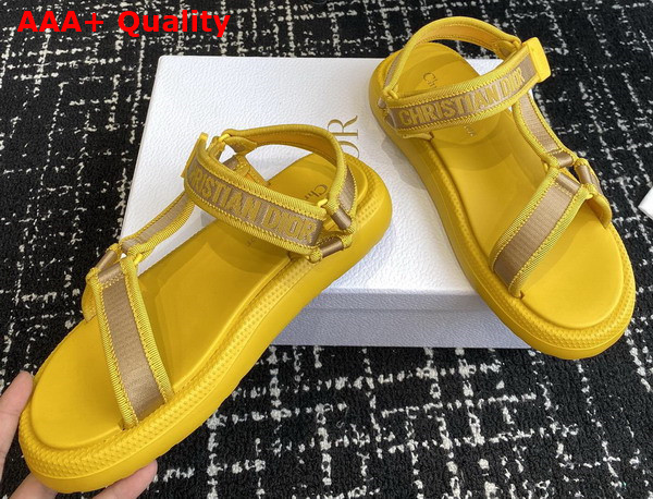 Dior Sandale D Wave Dioriviera Raphia Couleur Naturel et Coton Brode Couleur Lemon Yellow Replica