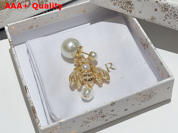 Dior Tribales Earring Gold Finish Metal and White Resin Pearls Replica