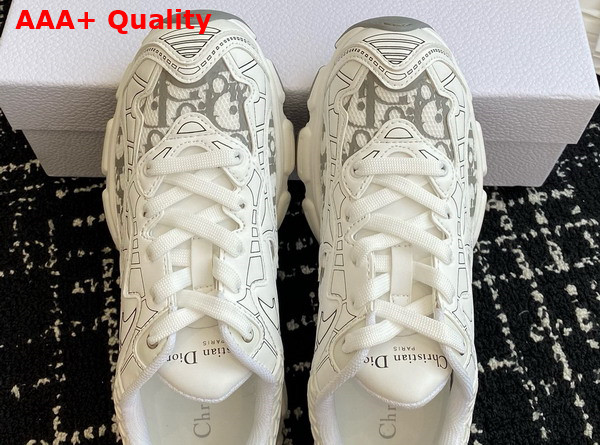 Dior Vibe Sneaker White Mesh Printed with Dior Oblique Motif and White and Grey Leather Effect Panels Replica