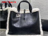 DiorAlps Large Dior Toujours Bag in Black Macrocannage Crinkled Calfskin and Merino Wool Replica