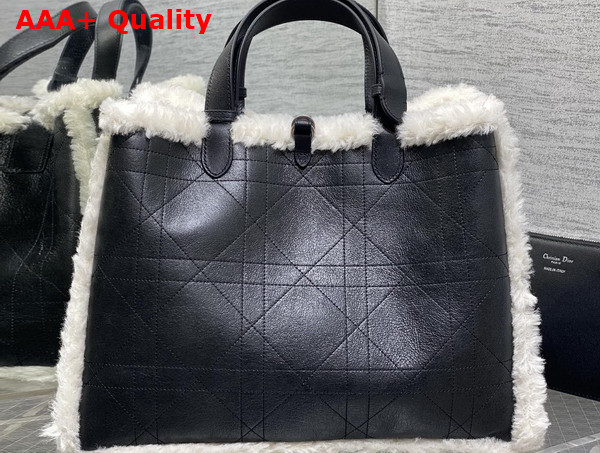 DiorAlps Large Dior Toujours Bag in Black Macrocannage Crinkled Calfskin and Merino Wool Replica