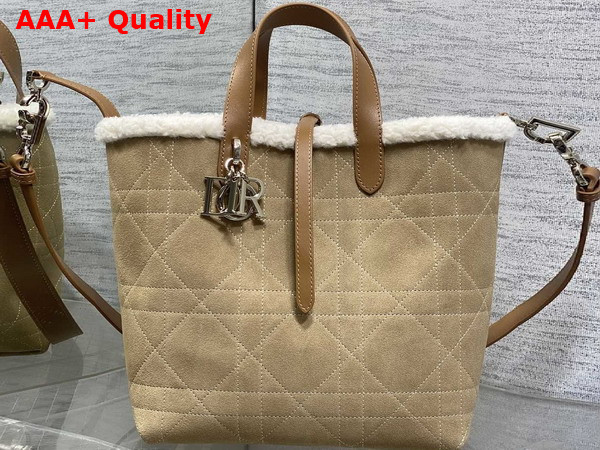 DiorAlps Medium Dior Toujours Vertical Tote Bag in Bige Macrocannage Suede Calfskin and Ecru Merino Wool Replica