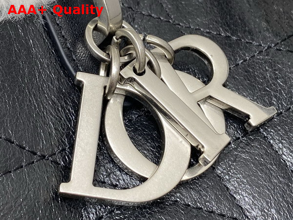 DiorAlps Medium Dior Toujours Vertical Tote Bag in Black Macrocannage Lambskin with Aged Effect and Ecru Merino Wool Replica