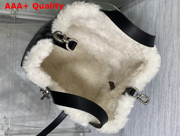 DiorAlps Medium Dior Toujours Vertical Tote Bag in Black Macrocannage Lambskin with Aged Effect and Ecru Merino Wool Replica