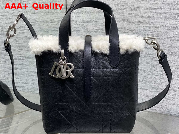 DiorAlps Small Dior Toujours Vertical Tote Bag in Black Macrocannage Lambskin with Aged Effect and Ecru Merino Wool Replica