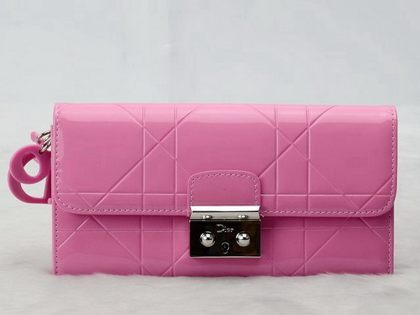 miss dior decouverte wallet in pink patent leather for Sale