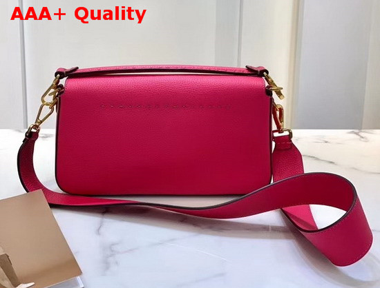 Fendi Baguette Bag in Fuchsia Romano Leather Replica