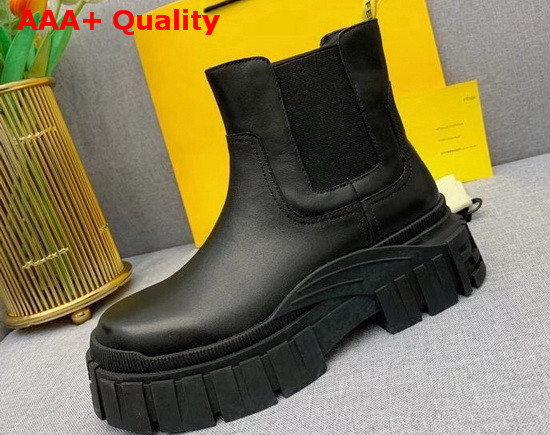 Fendi Force Chelsea Boots with Rounded Toe and Elastic Insert On The Side Black Calfskin Replica
