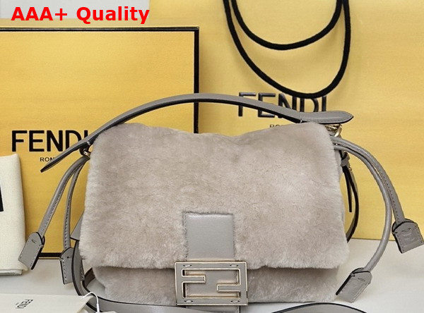Fendi Mamma Baguette Small Beige Shearling Mini Bag Replica