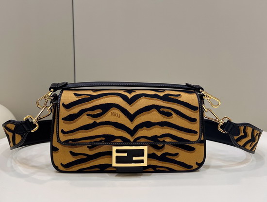 Fendi Medium Baguette Bag Made of Jacquard Fabric Featuring the Tiger Motif in Black and Dark Yellow Replica