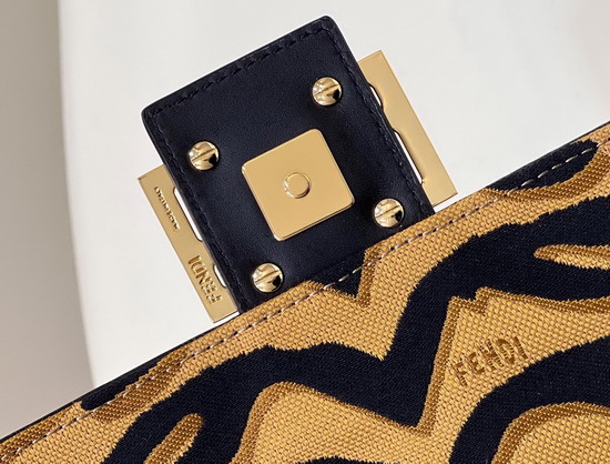 Fendi Medium Baguette Bag Made of Jacquard Fabric Featuring the Tiger Motif in Black and Dark Yellow Replica