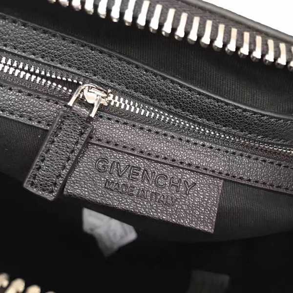 Givenchy Big Antigona Bag in Black Goatskin Silver Hardware For Sale