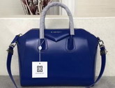 Givenchy Big Antigona Bag in Blue Shiny Smooth Calfskin Silver Hardware For Sale