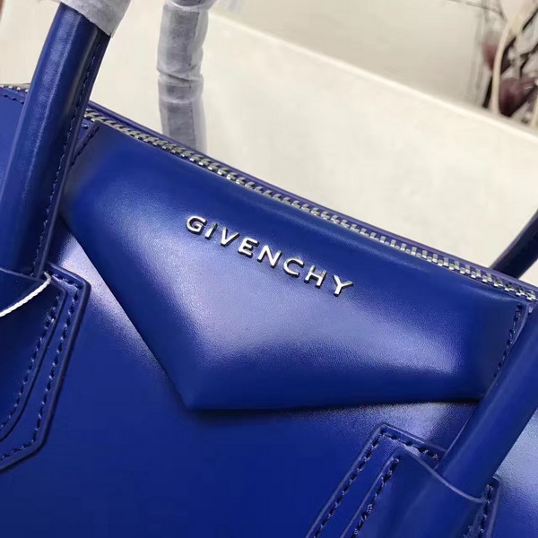 Givenchy Big Antigona Bag in Blue Shiny Smooth Calfskin Silver Hardware For Sale