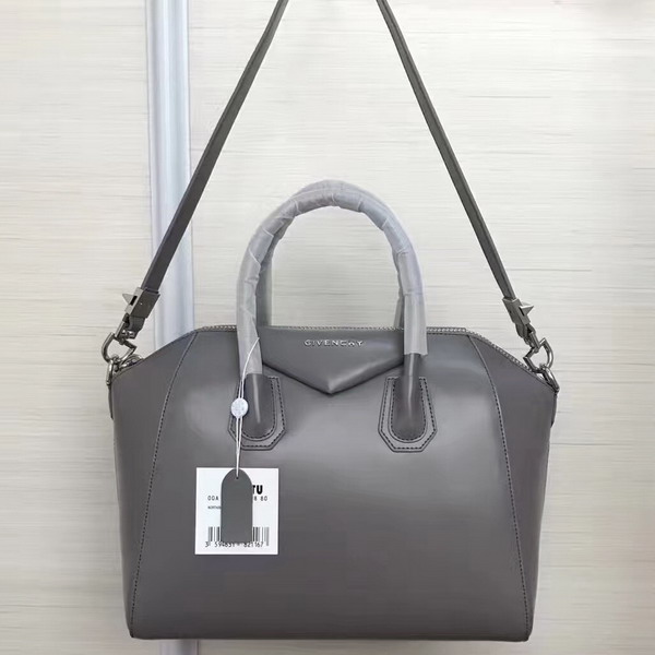 Givenchy Big Antigona Bag in Grey Shiny Smooth Calfskin Silver Hardware For Sale