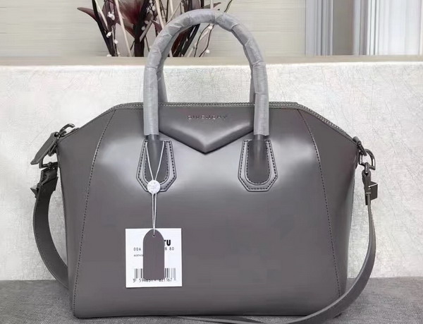 Givenchy Big Antigona Bag in Grey Shiny Smooth Calfskin Silver Hardware For Sale