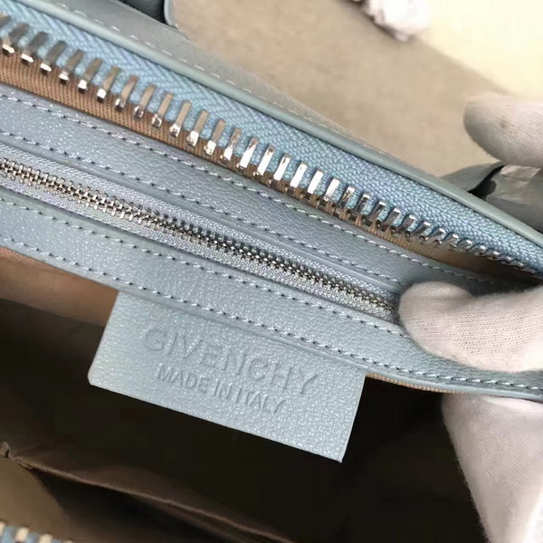 Givenchy Big Antigona Bag in Light Blue Goatskin Silver Hardware For Sale