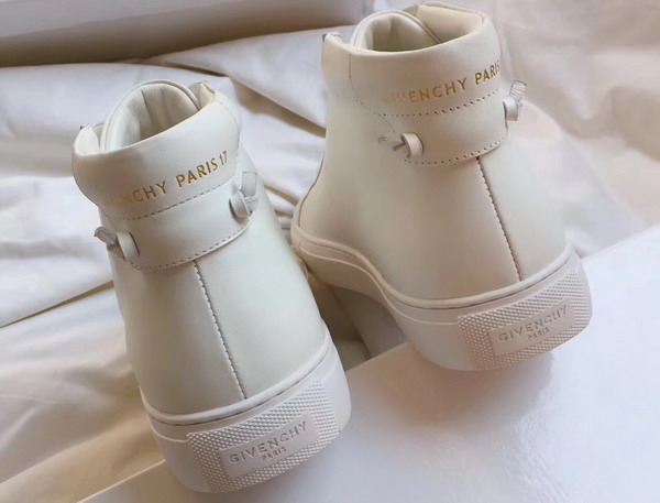 Givenchy Leather Lace Up Boots in White Box Leather For Sale