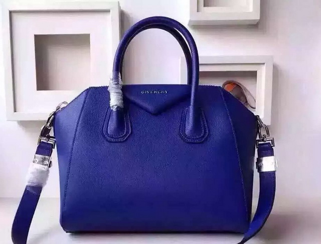 Givenchy Medium Antigona Bag In Blue Grained Leather for Sale