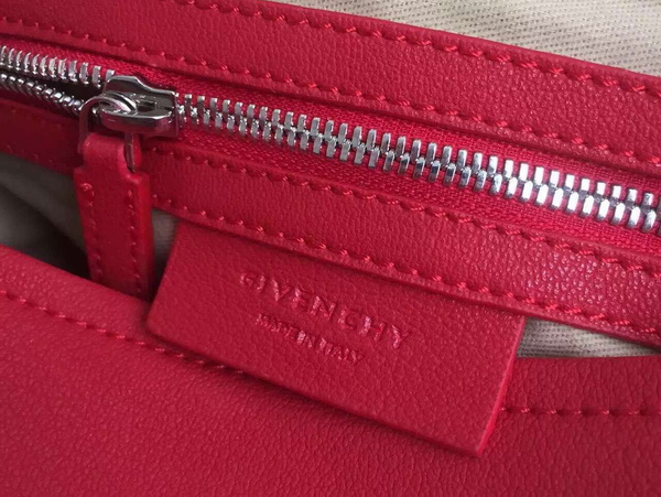 Givenchy Medium Pandora Bag in Red Goatskin for Sale