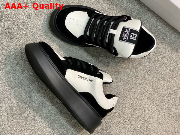 Givenchy Men Sneakers in Black and White Leather Replica