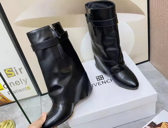 Givenchy Shark Lock Ankle Boots in Black Leather Replica