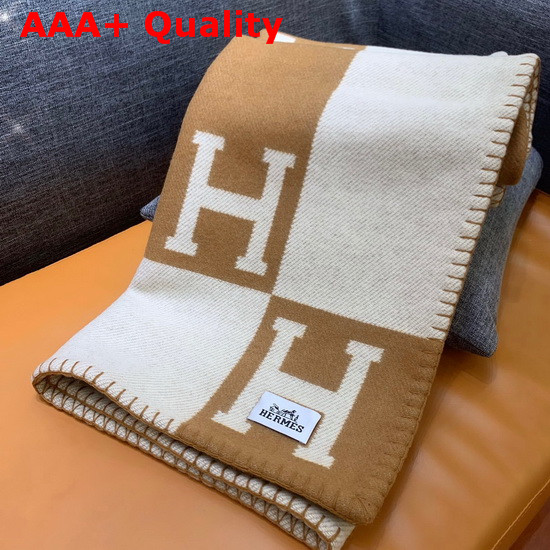 Hermes Avalon Throw Blanket in Ecru and Camel Merinos Wool and Cashmere Replica