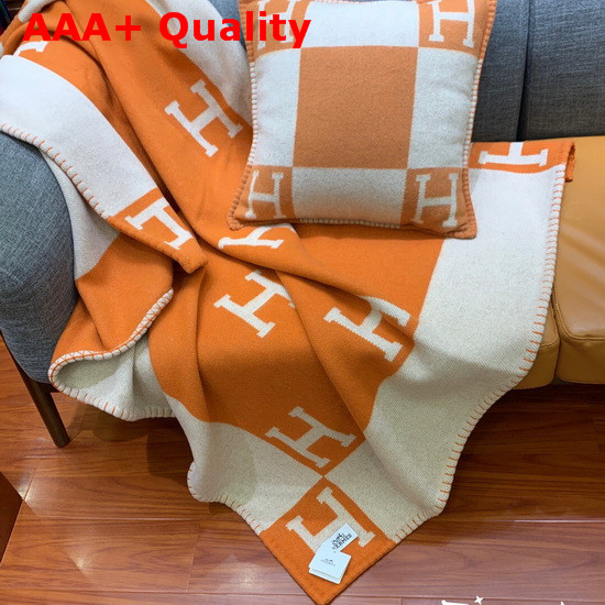 Hermes Avalon Throw Blanket in Ecru and Potiron Merinos Wool and Cashmere Replica