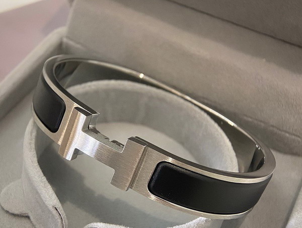 Hermes Clic H Bracelet Matte Black Replica