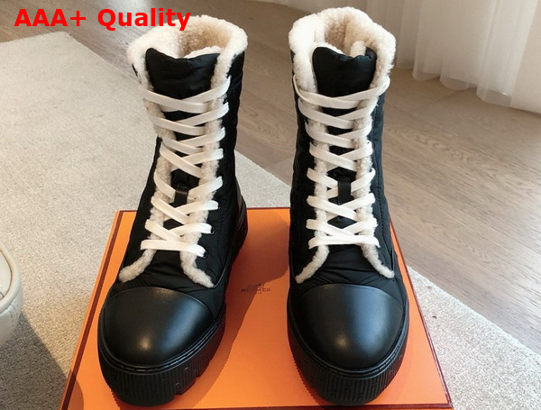 Hermes Fresh Ankle Boot in Parachute Fabric and Calfskin with Shearling Lining Noir and Ecru Replica