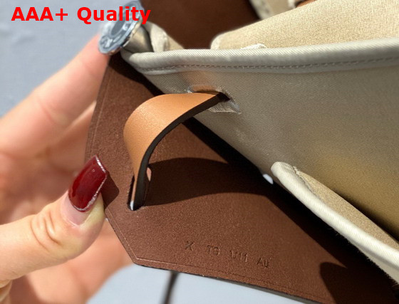 Hermes Herbag Zip 31 Bag Beige Canvas and Natural Cowhide Leather Replica