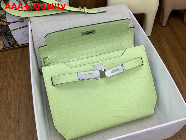 Hermes Kelly Depeches 25 Pouch in Tender Green Alligator Leather Replica