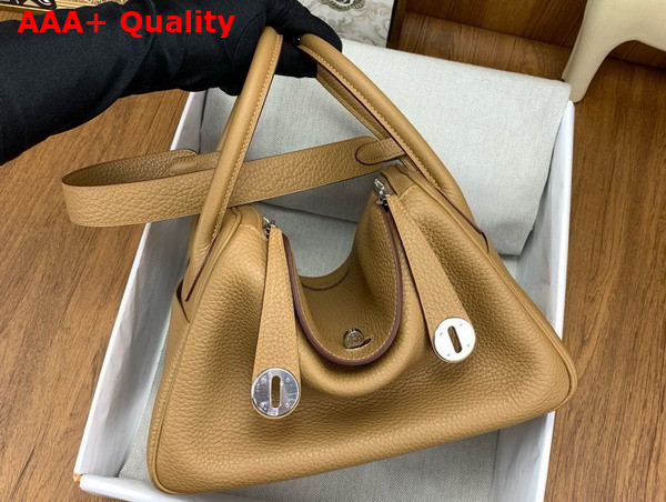 Hermes Lindy 26 Bag in Biscuit Taurillon Clemence Leather Replica