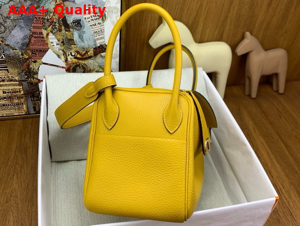 Hermes Lindy 26 Bag in Yellow Taurillon Clemence Leather Replica