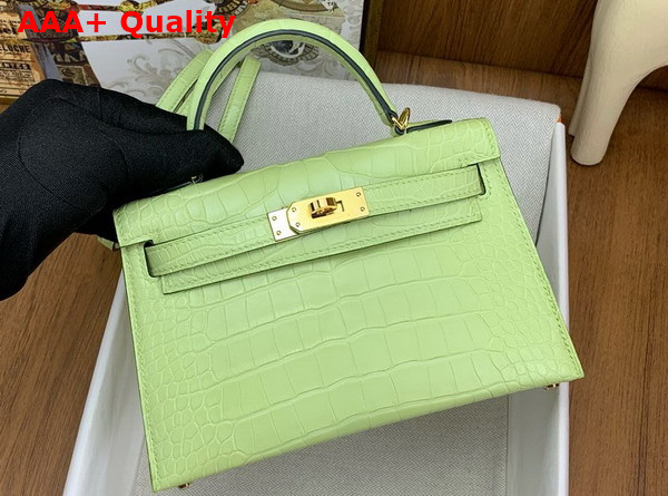 Hermes Mini Kelly II Bag in Tender Green Matte Alligator Leather Replica