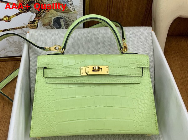 Hermes Mini Kelly II Bag in Tender Green Matte Alligator Leather Replica