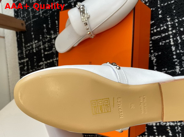 Hermes OZ Mule in Blanc Goatskin with Iconic Palladium Plated Kelly Buckle and Medor Studs Replica