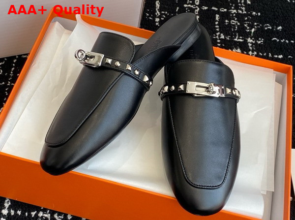 Hermes OZ Mule in Noir Goatskin with Iconic Palladium Plated Kelly Buckle and Medor Studs Replica