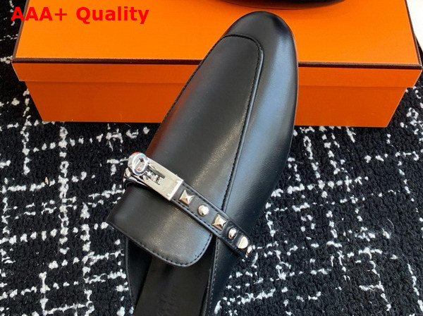 Hermes OZ Mule in Noir Goatskin with Iconic Palladium Plated Kelly Buckle and Medor Studs Replica