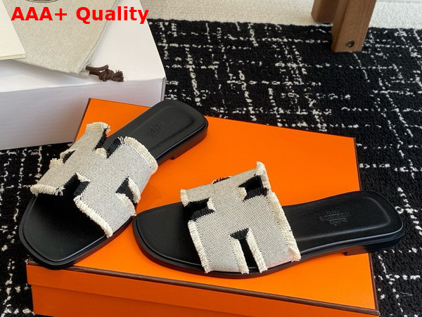 Hermes Oran Sandal in Fringed Linen Canvas Beige and Noir Replica