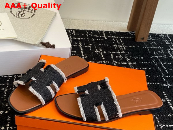 Hermes Oran Sandal in Fringed Linen Canvas Noir and Naturel Replica