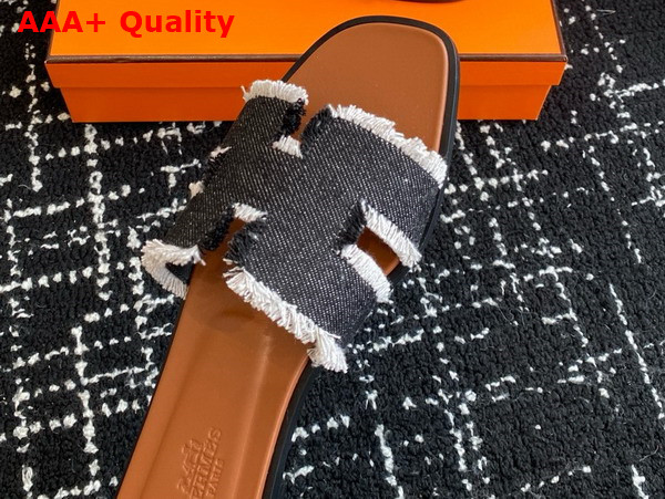 Hermes Oran Sandal in Fringed Linen Canvas Noir and Naturel Replica