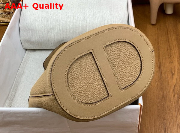 Hermes in The Loop Bag in Milky Tea Togo Leather Replica