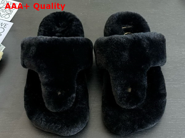 Loewe Ease Toe Post Sandals in Black Shearling Replica