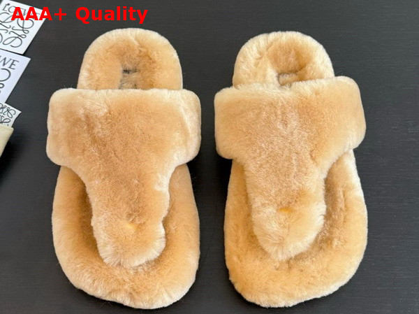 Loewe Ease Toe Post Sandals in Camel Brown Shearling Replica