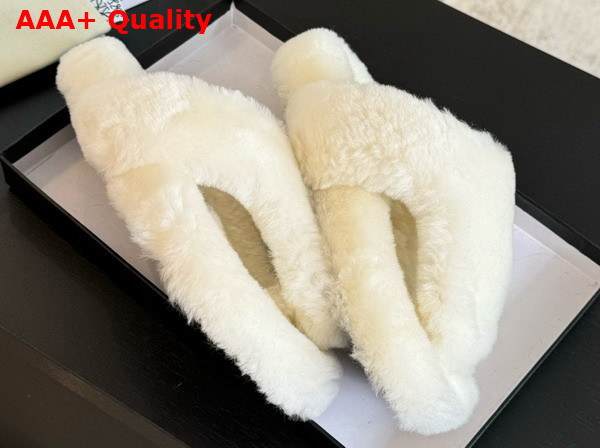 Loewe Ease Toe Post Sandals in Ecru Shearling Replica