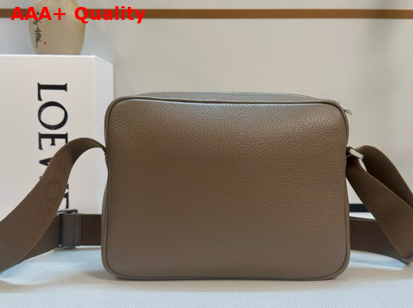 Loewe Medium Pebble Messenger Bag in Supple Grained Calfskin Tundra Replica