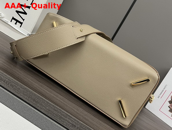 Loewe Medium Puzzle Edge Bag in Beige Grained Calfskin Replica