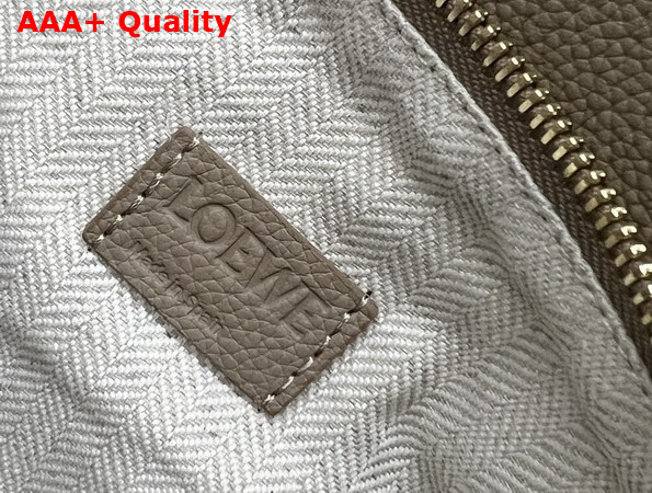 Loewe Medium Puzzle Edge Bag in Beige Grained Calfskin Replica