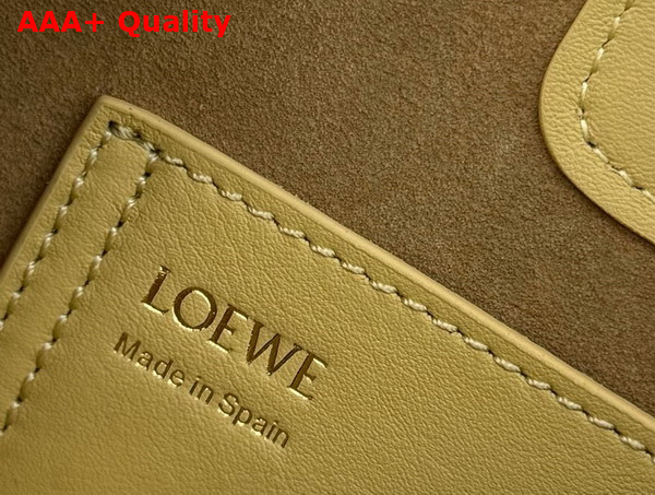 Loewe Mini Pebble Bucket in Butter Smooth Calfskin Replica
